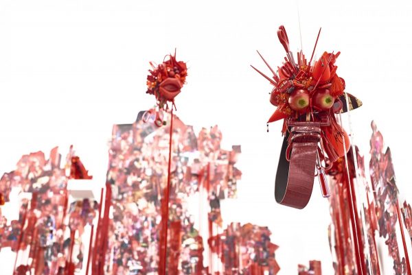 荒木由香里 Yukari Araki《Red》installation view / Mixed media / 2016　［Photo：Yoshihiro Ozaki］LOKO GALLERY GALLERY